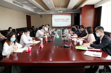 嘉兴市委常委、统战部部长李幼平一行光临SBOBET利记纸业调研领导