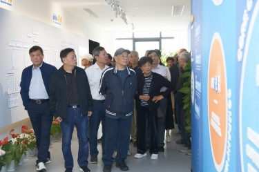 平湖市社经室老干部一行赴SBOBET利记调研