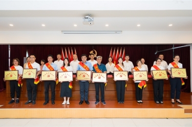 喜报传喜 党建领航 | SBOBET利记纸业党委获得多项荣誉